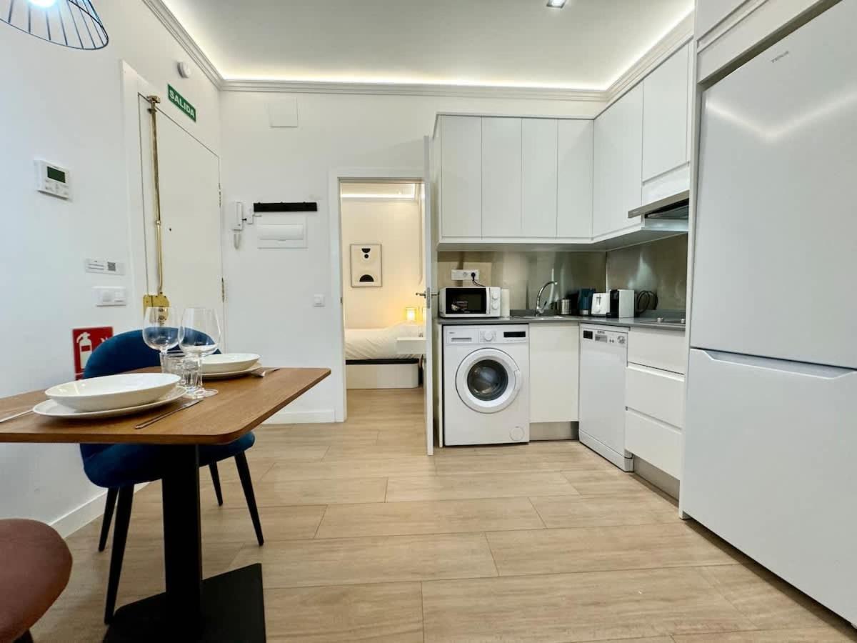 Plaza Mayor Cozy Private Apartment With Ac Madrid Esterno foto