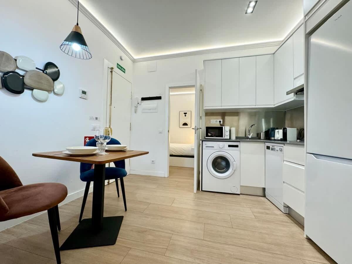 Plaza Mayor Cozy Private Apartment With Ac Madrid Esterno foto