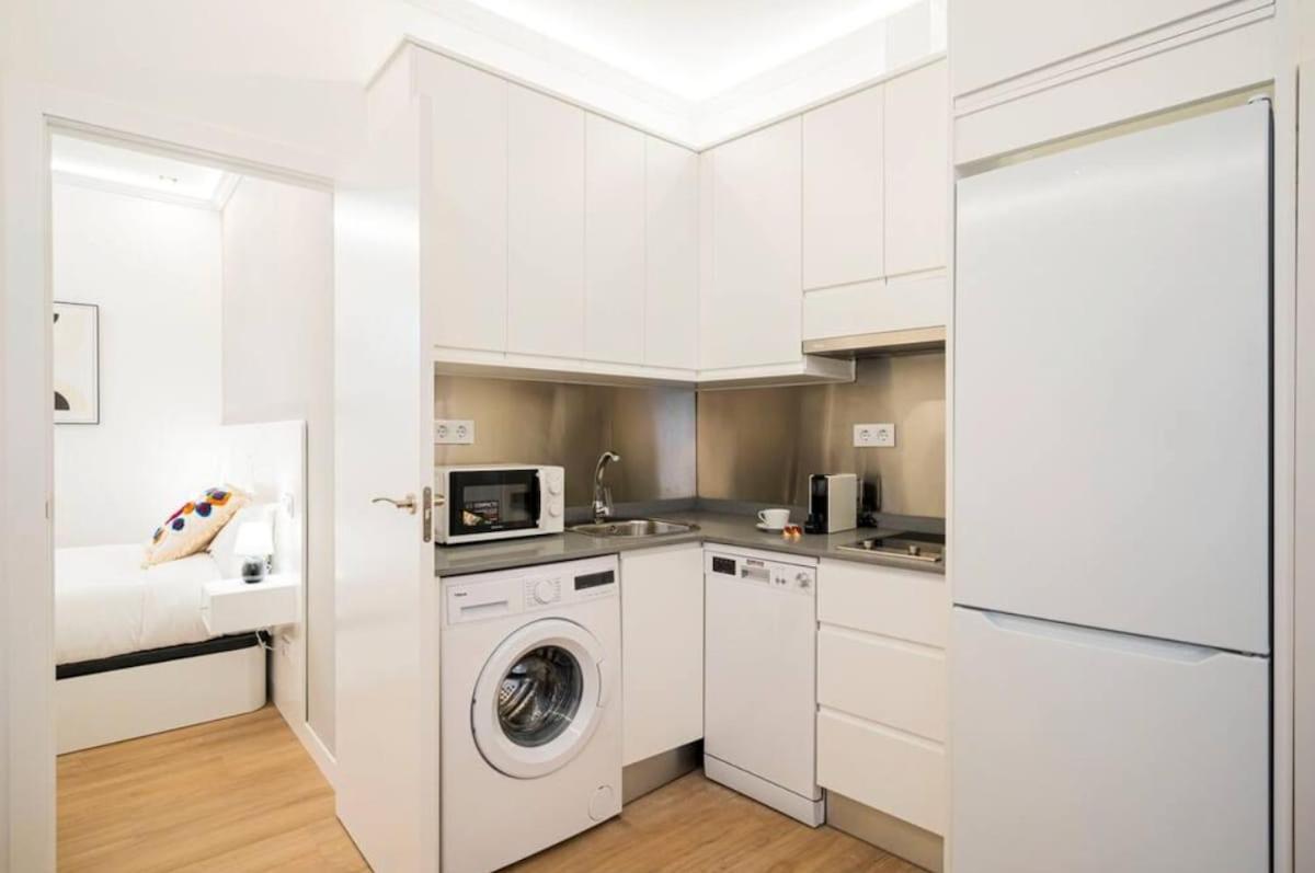 Plaza Mayor Cozy Private Apartment With Ac Madrid Esterno foto